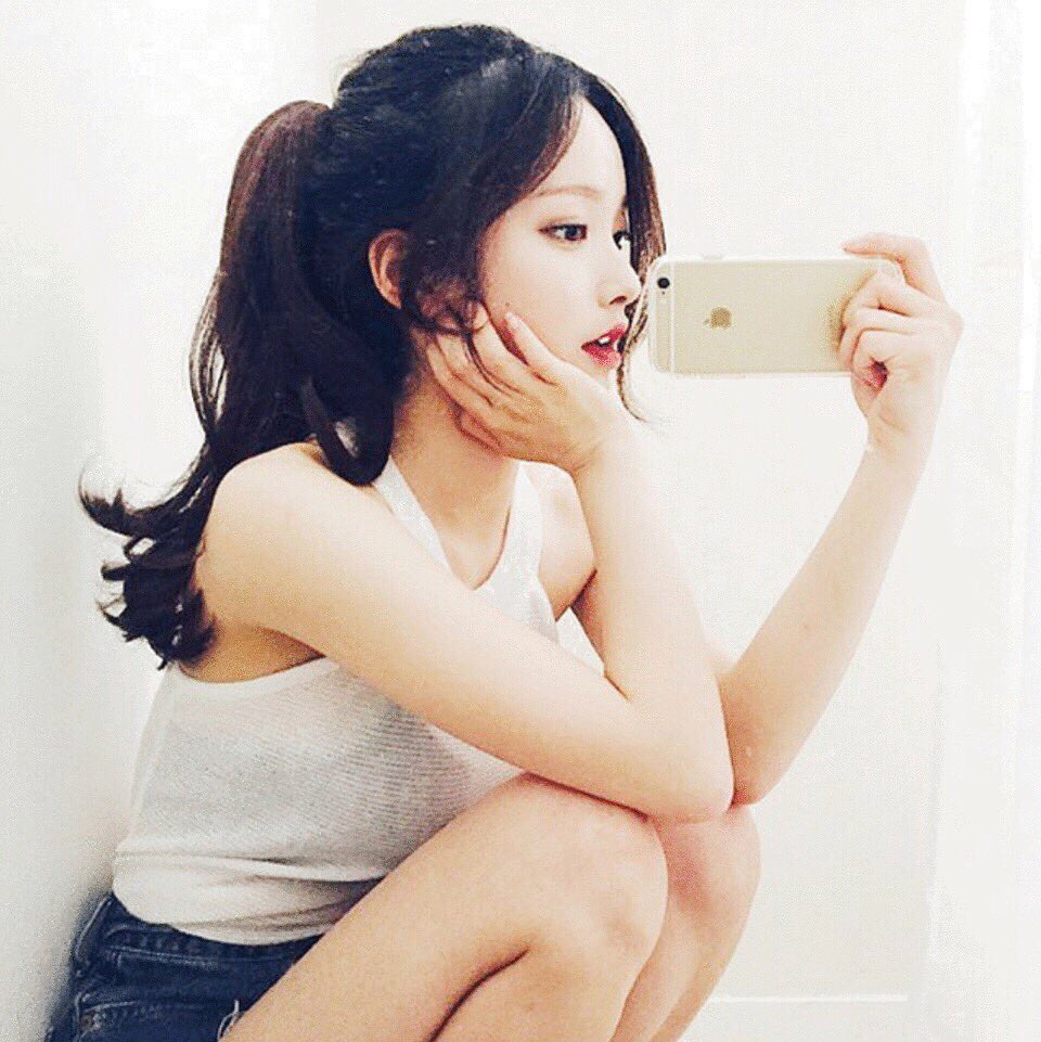 itigo_mero24's tweet image. ダイエット仲間探し👀💗
165cm┆now→57㌔┆最終→45㌔
❁体重より見た目
❁小顔になる
❁綺麗に痩せる
❁夏までに-8㌔

#ダイエッターさんRT
#一緒に頑張ってくれる人RT 
#ダイエット仲間募集
#ダイエッターさんと繋がりたい
#RTした人全員フォローする