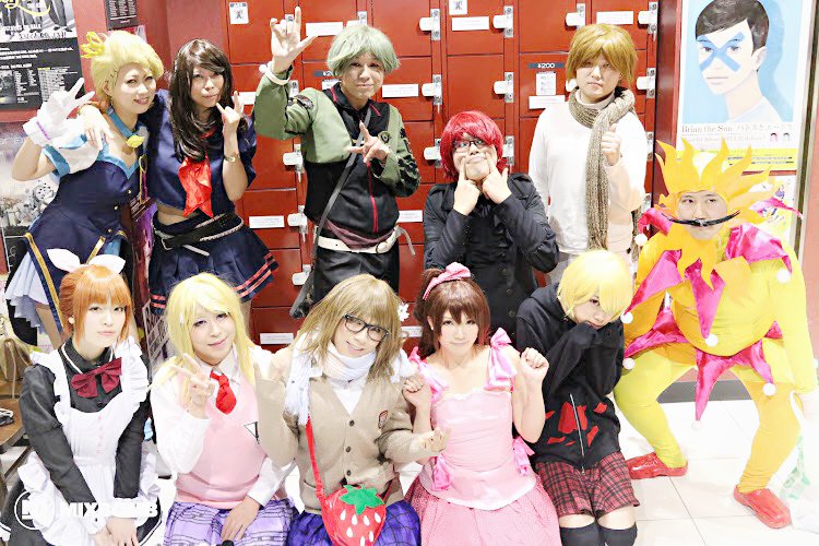 daikifukou's tweet photo. この間のMBのおっぱE企画メンバーでの写真もらった!
なのさんとサンタさんも加わって新しい1枚になったぜ!
またアニクラでも集まって撮ってもらいたいな~(*´∀`)
#MB38コスプレ
#MB38 https://t.co/MHwz9vbBSW