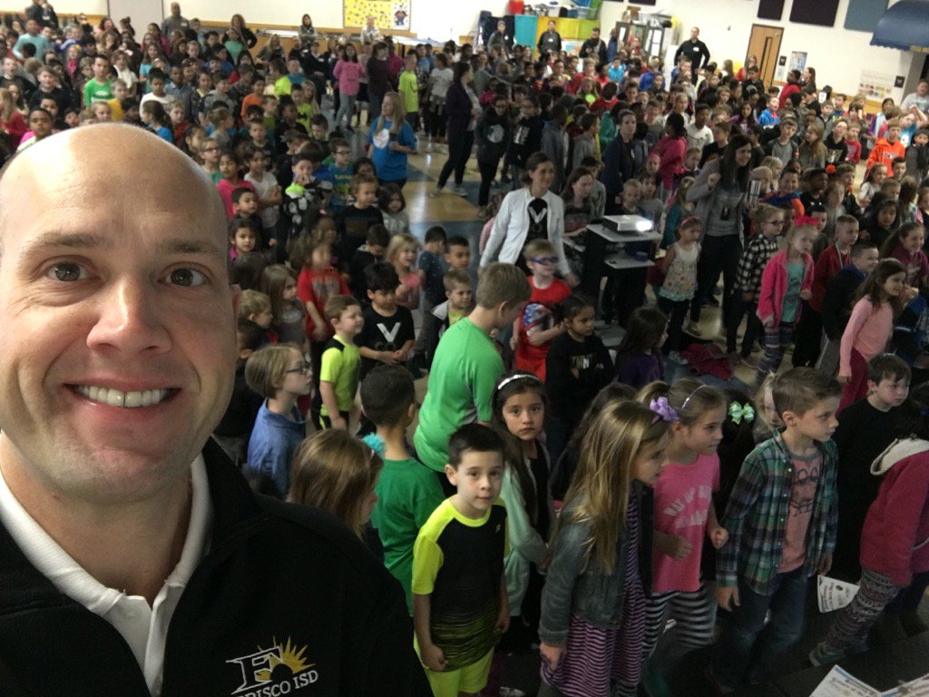 Showing #gratitude and #optimism <a href="/SonntagElem/">Sonntag Elementary</a> <a href="/CounselorTravis/">Ana Travis</a>