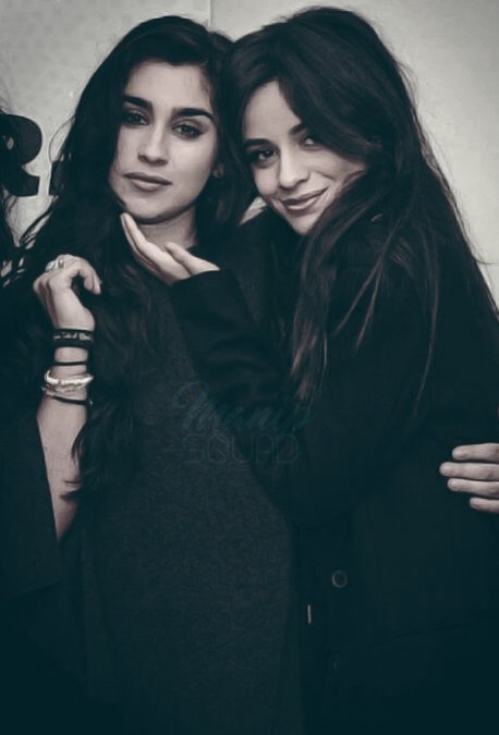 ManipSquad's tweet photo. They cute :(

#ManipSquad https://t.co/YS3bINkulS