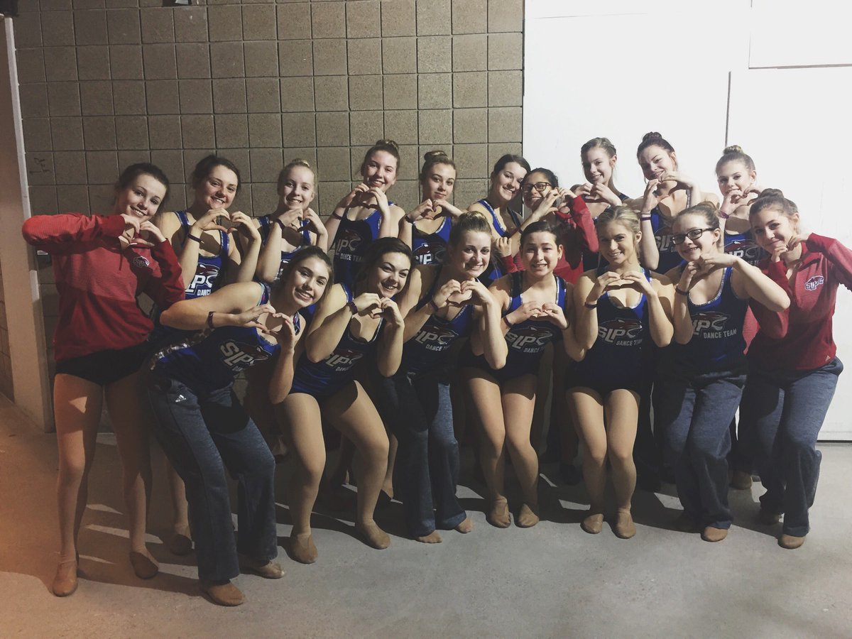 SLPDanceTeam's tweet photo. Good luck to our sister team @hawkettesMWDT!!! You are going to do amazing today! https://t.co/oXOmIhcnsb