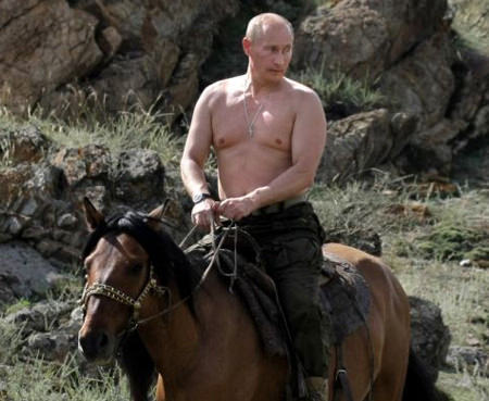 A Russian is serving up some hot meat at Banner Building today 11-2 <a href="/kommiepigbbq/">Kommie Pig</a> <a href="/McHenryRow/">McHenry Row</a> <a href="/mindgrub/">Mindgrub</a> @UlmanCancerFnd @diamondbackbeer