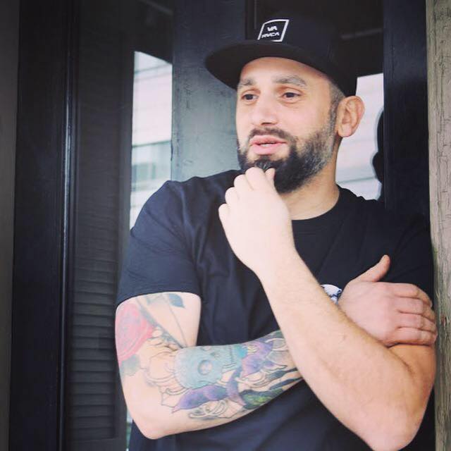 ihearthamilton's tweet photo. Today 2-3pm @933CFMU: Chatting with @ChefMannyF owner and chef of @MezcalTNT/@UnoMasBar_ about upcoming Tequila Revolution tasting March 7th https://t.co/PykEDhSnCf