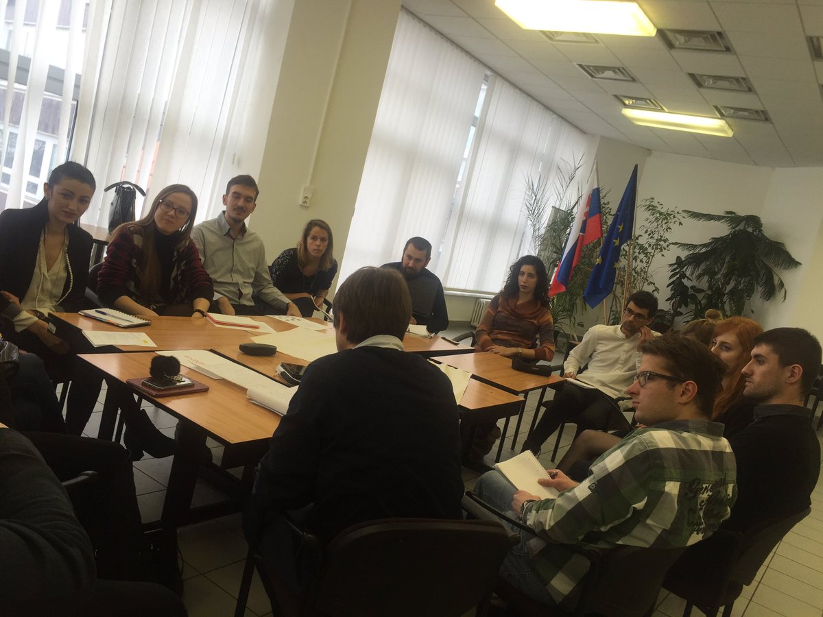 Europa_Nova's tweet photo. Social standards in the EU #m9m #europanova #euba #bratislava with @MMeaulle https://t.co/SfJ7mL1eNw