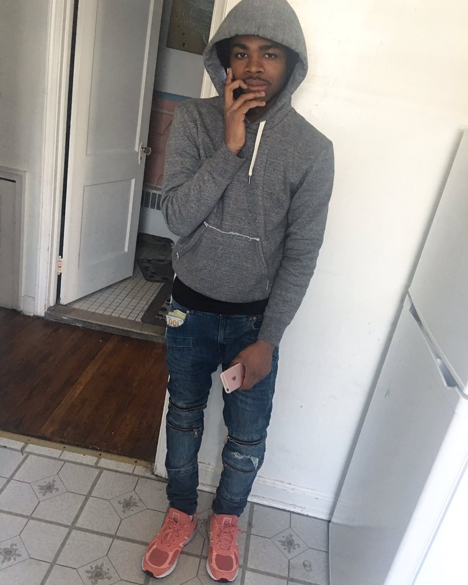 _Rook4's tweet image. I wasn't fresh in school hoe I was broke all my life I got something too prove hoe🔑..