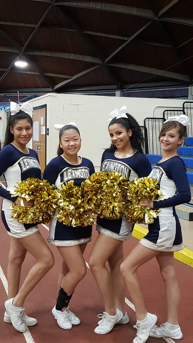 LEXATHCHEER's tweet photo. Lhs basketball and cheer seniors. Thank you for a great season and all your hard work. # seniors #lhshoops #lexcheer https://t.co/K2HibUI5fT