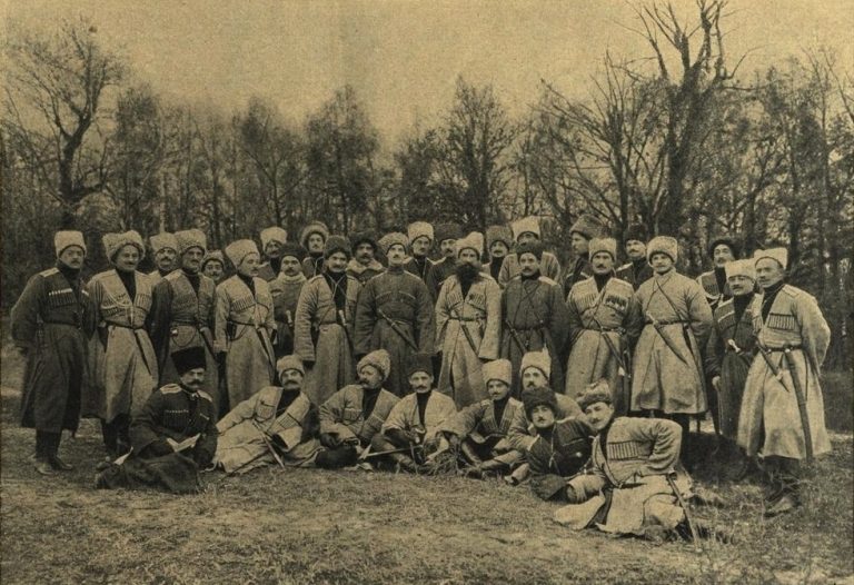 Для чего Николай II создал «Дикую дивизию»

bit.ly/2lRD5ue
.
•
°
#история #Николай #Россия #РуПол