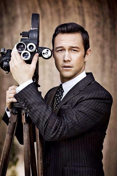 Hoy cumple 36 años el estupendo Joseph Gordon Levitt. Muchas felicidades
Happy birthday 