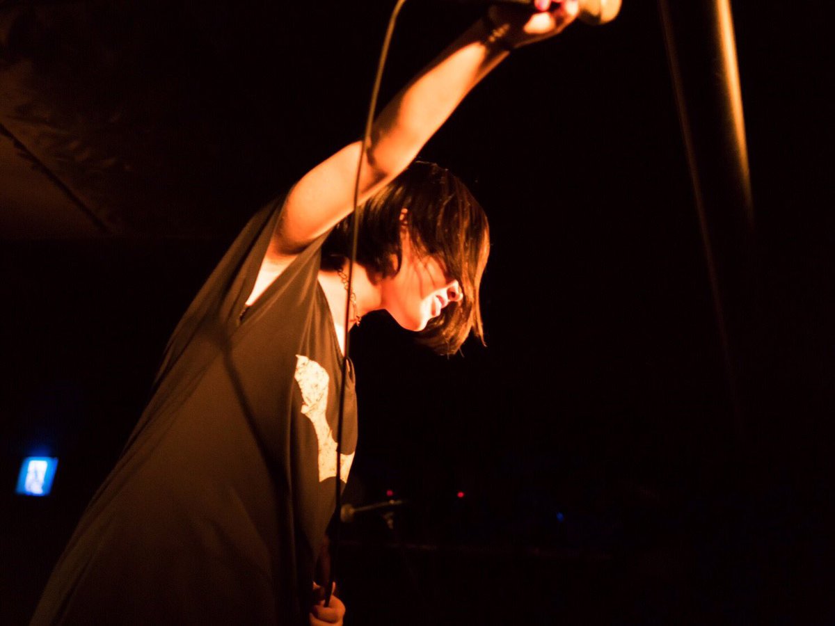 bass3210's tweet photo. 夏にアリーさんに撮影してもらった写真を見て、1人でぐふぐふにやにやしてる(*ﾟ-ﾟ) https://t.co/KrByzOMGtf