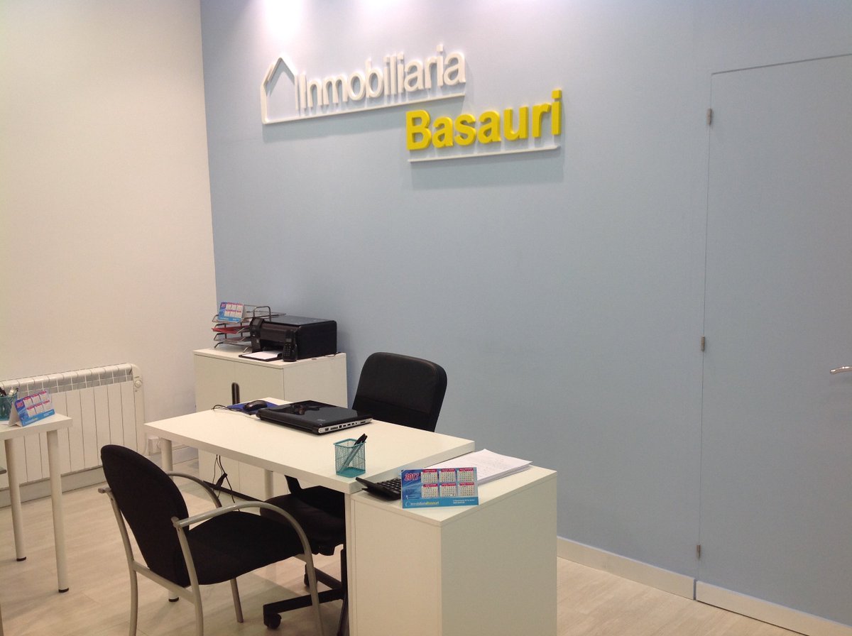 IBasauri13's tweet photo. Apertura de una nueva oficina de #InmobiliariaBasauri, ubicada en la calle Kareaga Goikoa Kalea,107
#PisosEnBasauri #VentaDePisos https://t.co/ptlKpFrizs