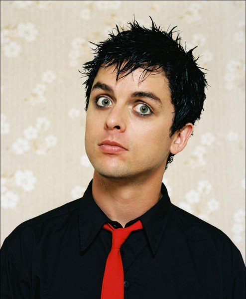 Happy Birthday Billie Joe Armstrong of 45 today! 