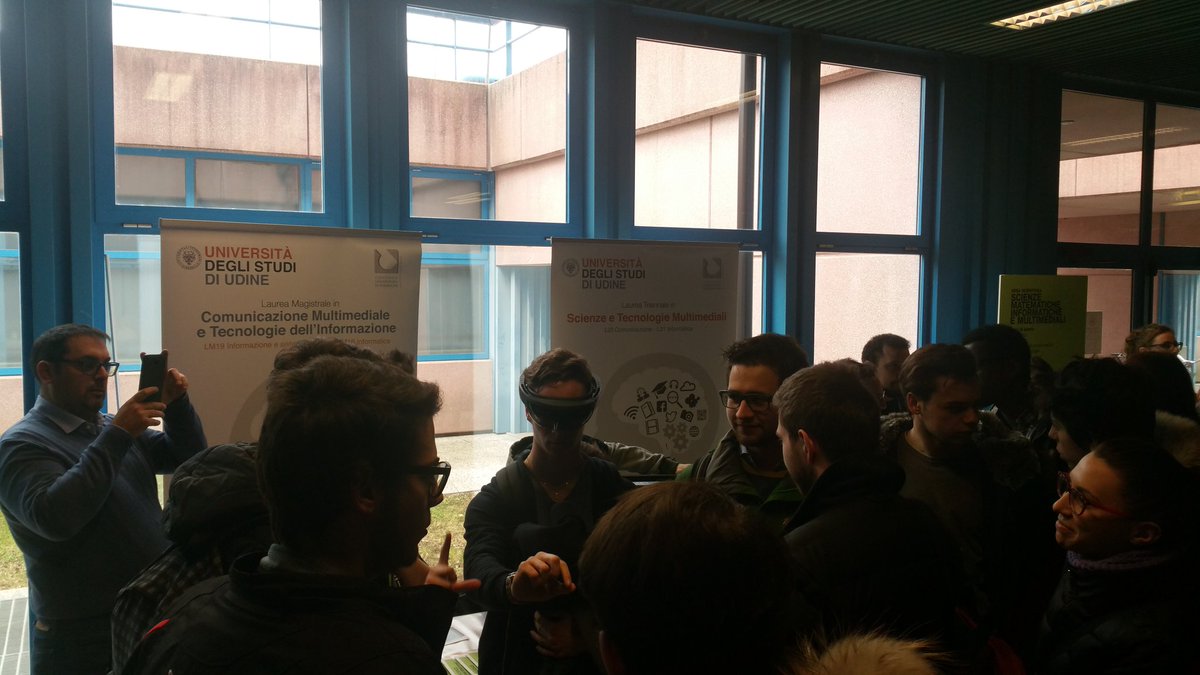 Gian Luca Foresti (@gl_foresti) on Twitter photo MIcrosoft Hololens alla presentazione dei corsi di laurea del Dipartimento di Matematica Informatica e Fisica di #uniud <a href="/afdetoni/">Alberto F. De Toni</a> MIcrosoft Hololens alla presentazione dei corsi di laurea del Dipartimento di Matematica Informatica e Fisica di #uniud <a href="/afdetoni/">Alberto F. De Toni</a>