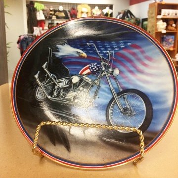 SimcoeMiniMall's tweet photo. You name it, G& G Audio has it!
Have you visited the #simcoemall? You should go! #livinginoshawa #roadtrip #motorcycle #decorativeplate https://t.co/xpavXx1ByQ