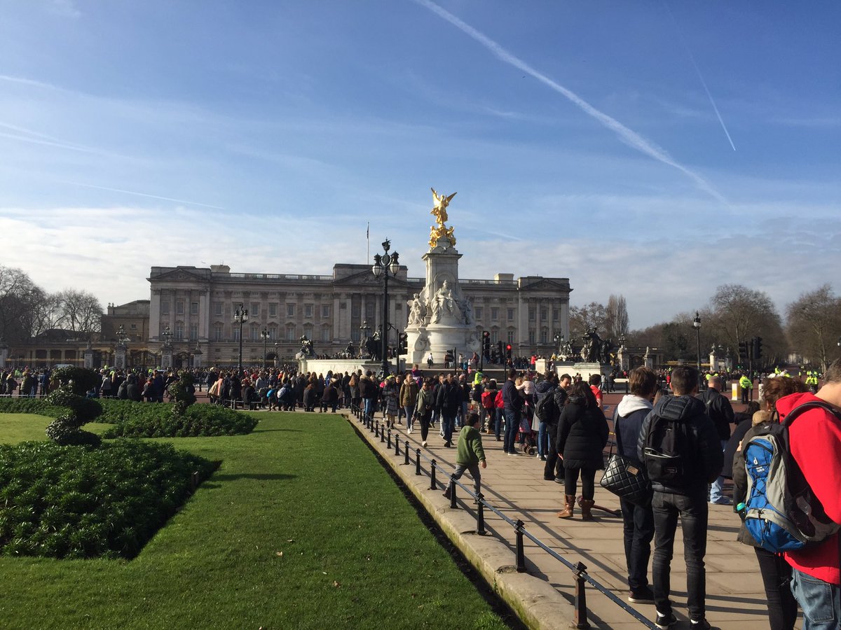 What a wonderful place to have an early lunch.