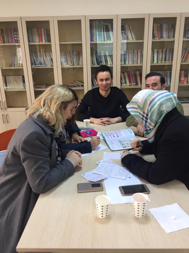 KucukcekmeceRAM's tweet photo. @istkaorgtr desteğiyle yürütülen 'Fark Et Geliştir Geleceği Değiştir' Temel Farkındalık Eğitimleri Sınıf ve Branş Öğretmenleri ile başladı. https://t.co/IiNraerPwi