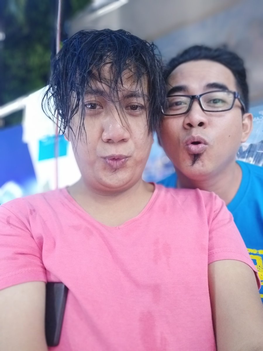CartaMubarrack's tweet photo. Dual camera for perfect duo #VivoV5Plus #KTLVivoV5Plus @vivo_indonesia https://t.co/guTV2wwIRn