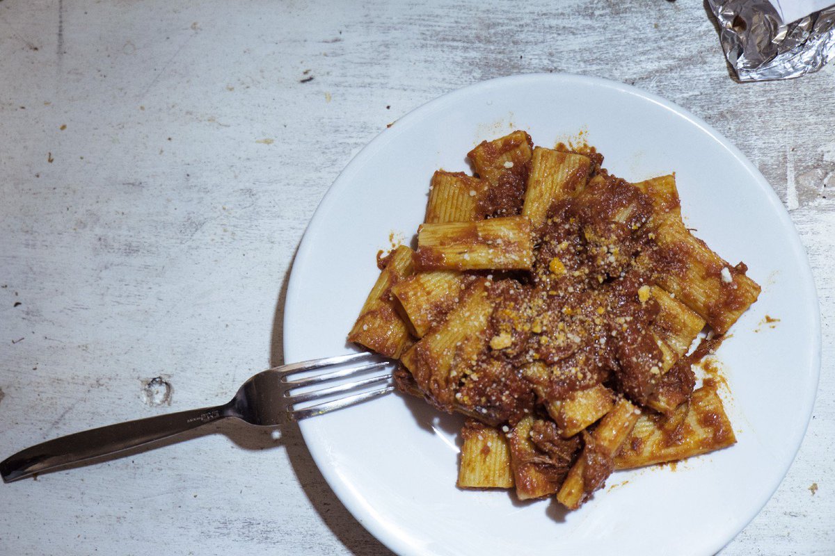 Parliamo di #viaggio, ma anche di #cibo: “Ragù Forever” di Lola Pensato goo.gl/azJZGM
