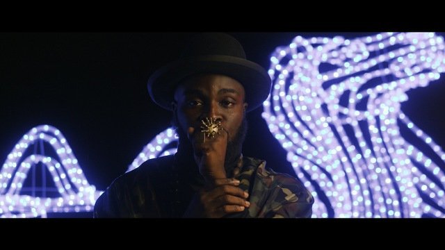 manifestive's tweet photo. London. Last night. 
📷 @RizzleKicks https://t.co/ILpKKL9Kl3