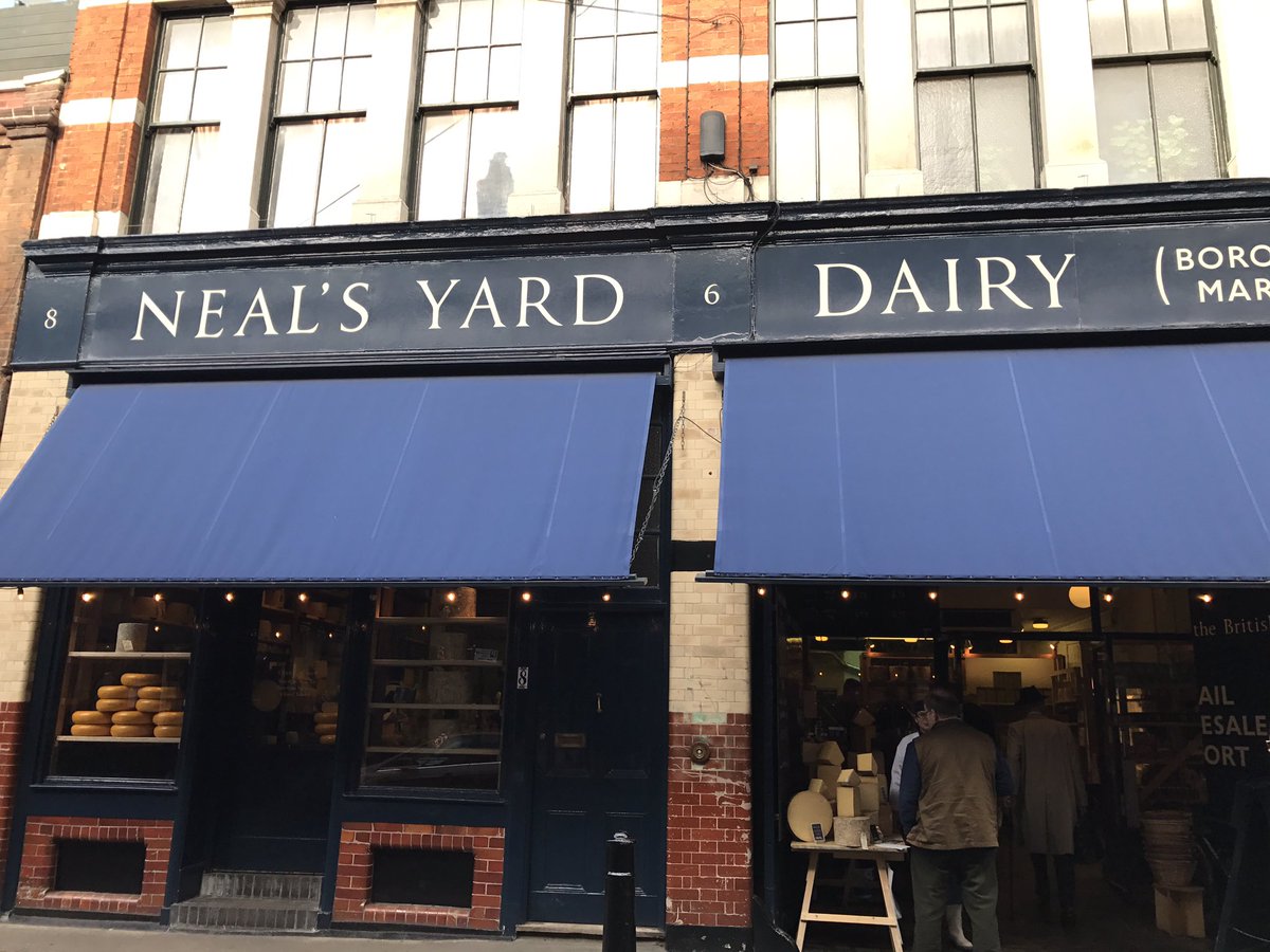 ian_wright1's tweet photo. Foodie forage @boroughmarket great day out with @RobPapworth1 @Spice_Mountain @HolroydHowe  @HASH_1988 @ChrisHamper3 @RachaelClarke19 https://t.co/4p6bsNYHla