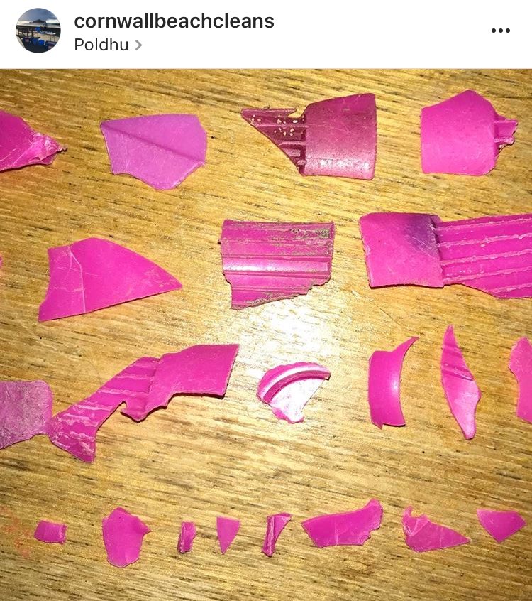2minuteHQ's tweet image. See the the pink Vanish bottle breaking down look. 
Heartbreaking. What a disaster!