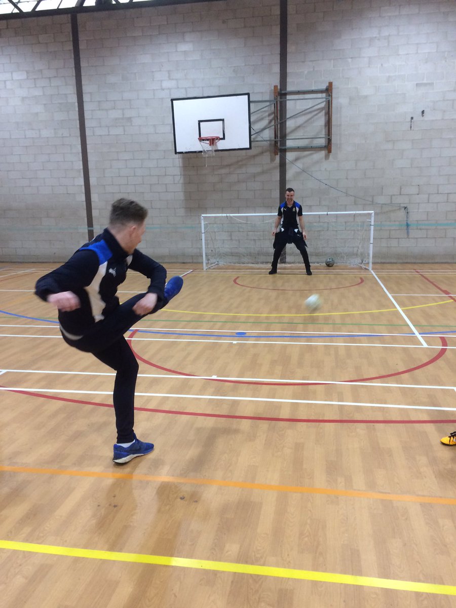 CUCoachRogan's tweet photo. Its been a fantastic day here at BOTTISHAM SOCCER SCHOOL ⚽️ BIG thank you to George Maris, David Gregory and Scott Wharton for joining us!👏🏼 https://t.co/LawnoCzvbd