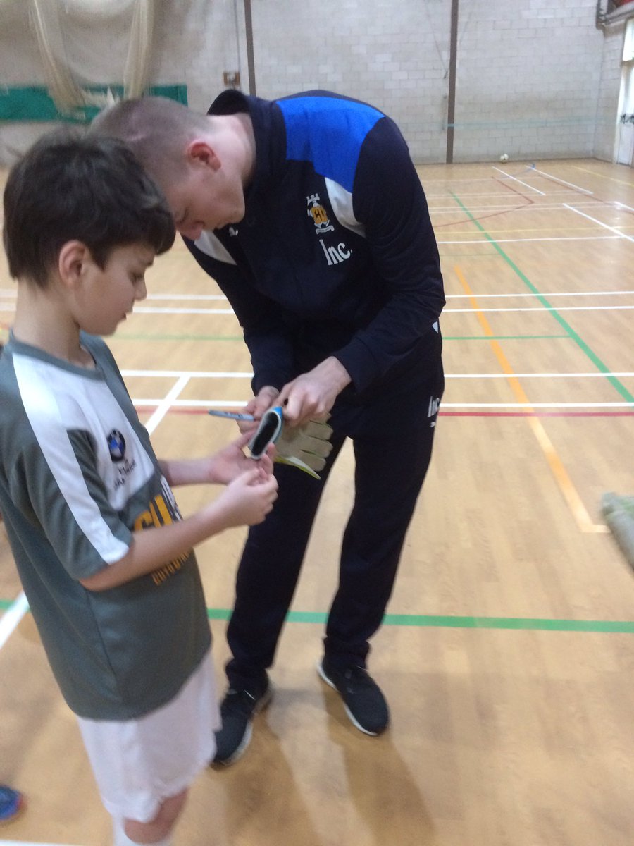 CUCoachRogan's tweet photo. Its been a fantastic day here at BOTTISHAM SOCCER SCHOOL ⚽️ BIG thank you to George Maris, David Gregory and Scott Wharton for joining us!👏🏼 https://t.co/LawnoCzvbd