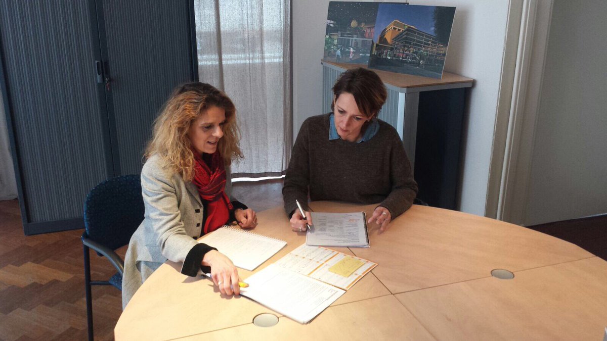 JessicaKroeske's tweet photo. Voorbereidingen seizoen 2017-2018 in volle gang. Samenwerking met Bibliotheek voor kindervoorstelling. https://t.co/dgx0puYVJh