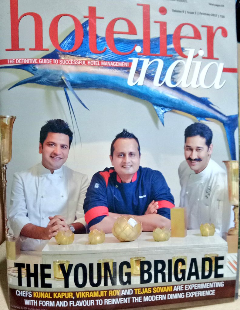 chefparminderbr's tweet photo. The young brigade @ChefKunalKapur @chefvikramr #iihm #chef @IIHMHOTELSCHOOL @ShaliniKCharles @subornobose @SanjeevKapoor @LoganJrChef https://t.co/1p4EhtStKL