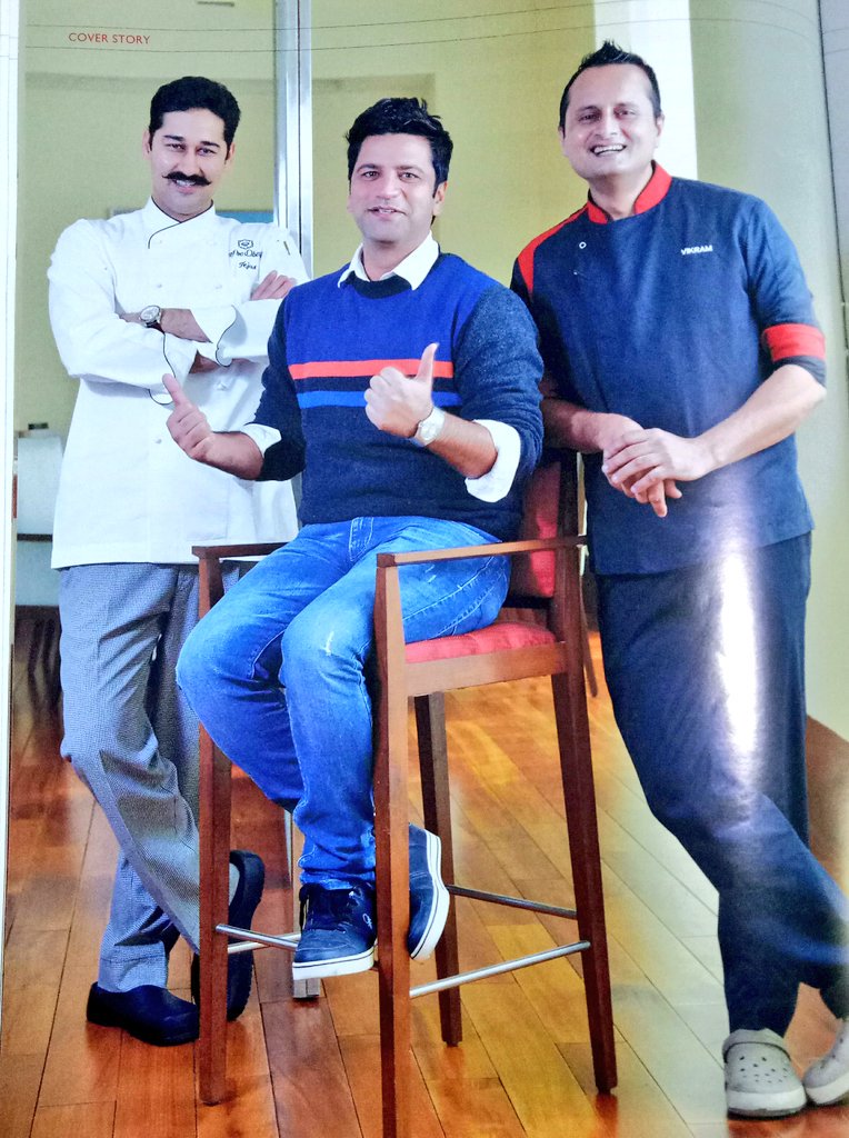 chefparminderbr's tweet photo. The young brigade @ChefKunalKapur @chefvikramr #iihm #chef @IIHMHOTELSCHOOL @ShaliniKCharles @subornobose @SanjeevKapoor @LoganJrChef https://t.co/1p4EhtStKL