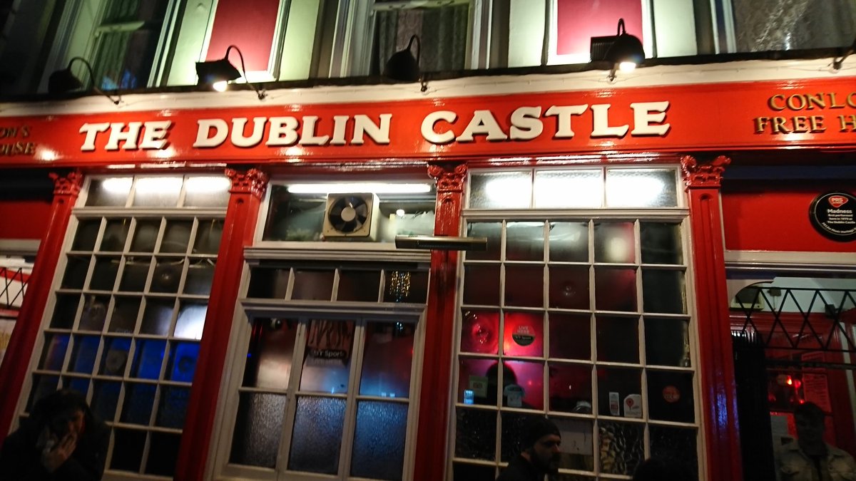 StudentBurke1's tweet photo. @StudyingLondon I played a gig here with my The Umbrella Cakes https://t.co/PaYIl1qoQY