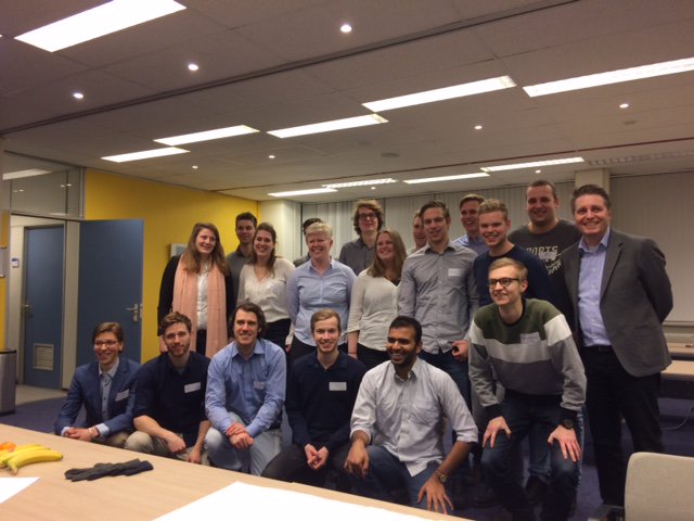 temagroningen's tweet photo. Last week students of TeMa and three other study associations visited AkzoNobel for a two-day masterclass. https://t.co/r50xhWifPU