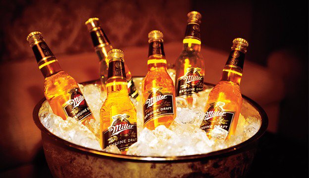 RadioOne1037's tweet photo. Hoy es viernes!!!
Por eso escribinos cuando suene @LukasGraham y llevate un #packfiesta de @MGD_Argentina!
11 6830 103 7 https://t.co/rghB36XD0Y