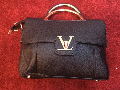 AliExMarquCeleb's tweet photo. Grand sac € 15,01 Lien=> https://t.co/VxcflkRV7U  @TwitterPortugal @TwitterSpain @TwitterItalia @misha_laiuk @AliExpress_EN @AliExpressES https://t.co/dBr5asb7q2