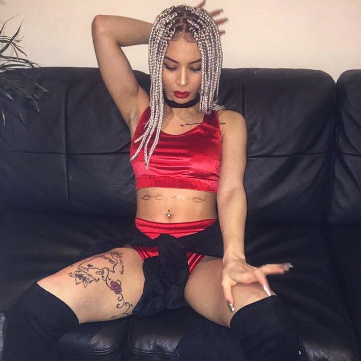 buffishalimited's tweet photo. Our "sweetheart" two piece is out now! #buffisha 🤐 https://t.co/cJWKPXsENF