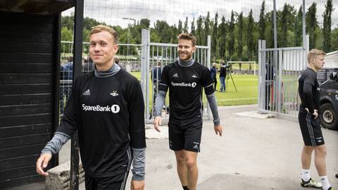 Congratulations to my very good friend and one of the most talented Icelandic players <a href="/GudiThorarins/">Gudi Thorarinsson</a> on his move to Norrköping 👏All the best