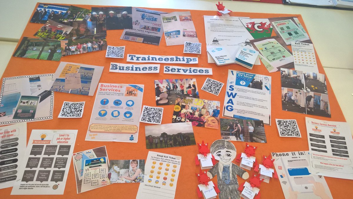 katiebACT's tweet photo. #Openday TODAY at #Bridgend @acttrainingltd Visit us to learn about our courses!I am showcasing our awesome #Business Services course! https://t.co/Dp6q80eFtg