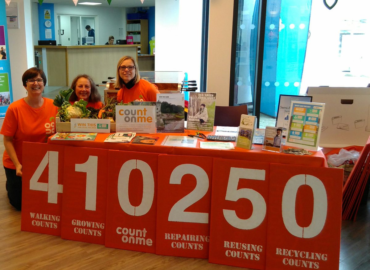 countonmetoday's tweet image. The counter's growing today at BU. Thanks to the students telling us about the ways they reduce their emissions. #recycling #meatfree #local