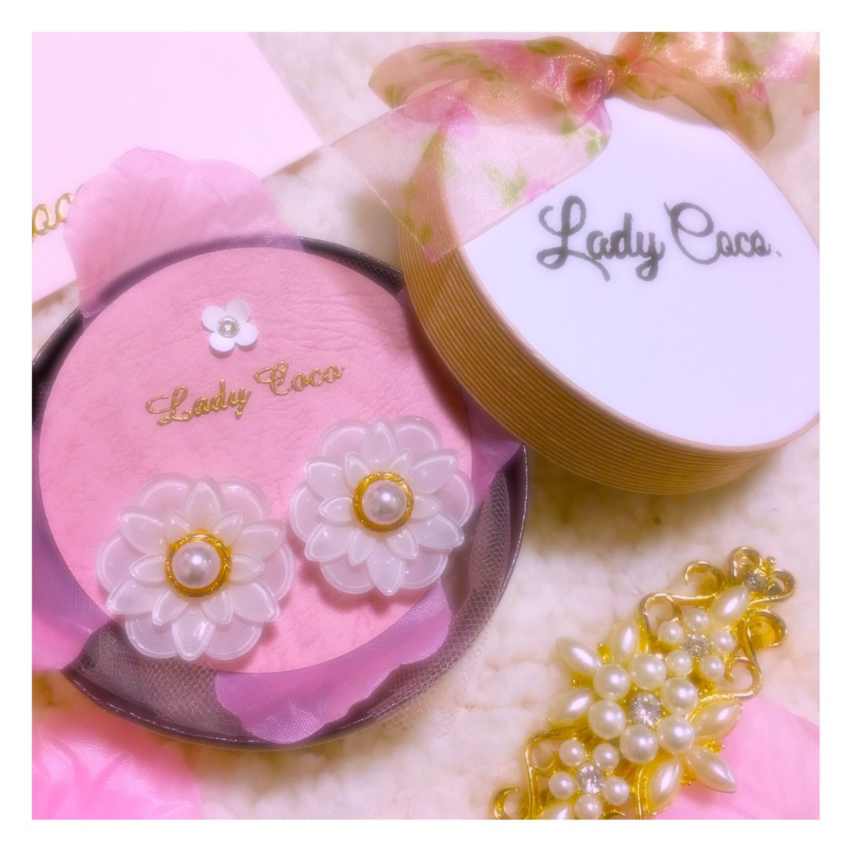aichirupi7's tweet photo. めっちゃ満足〜💓
1つ1つ手作りのハンドメイドピアス(^^)!何から何までとっても可愛いのだ😳💞
#ladycoco https://t.co/QvxwZ8tOfi