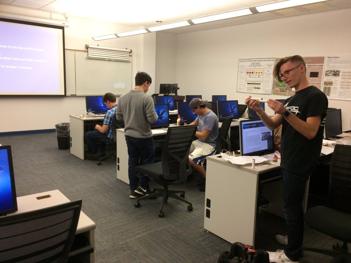 AlyseBeast's tweet photo. Teaching a rocketry 101 lab in #SSPOC using a #CometChaser kit. #SpaceflightOps #ERAUDB https://t.co/tAUnKQU4F4