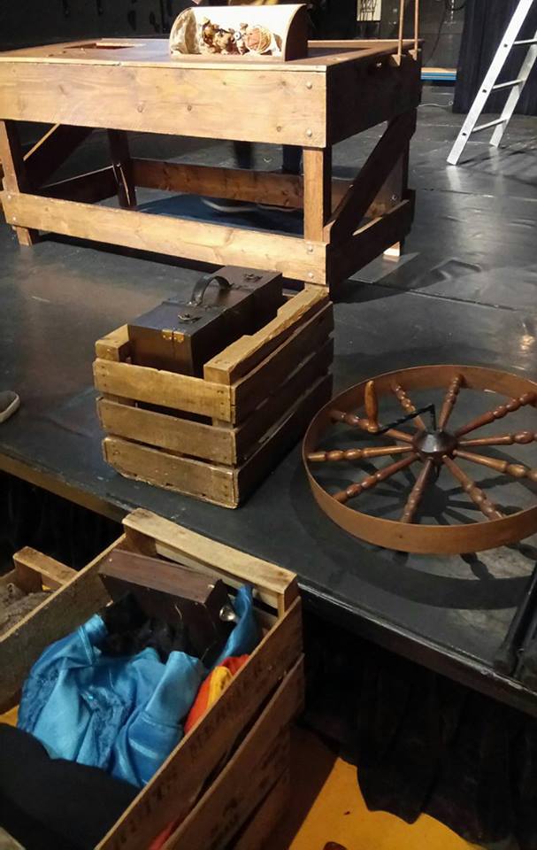 En plein montage, un petit aperçu du spectacle de ce soir : Cœur Cousu.
C'est à 20h30 au TMB et nous affichons complet ! #belfort #culture