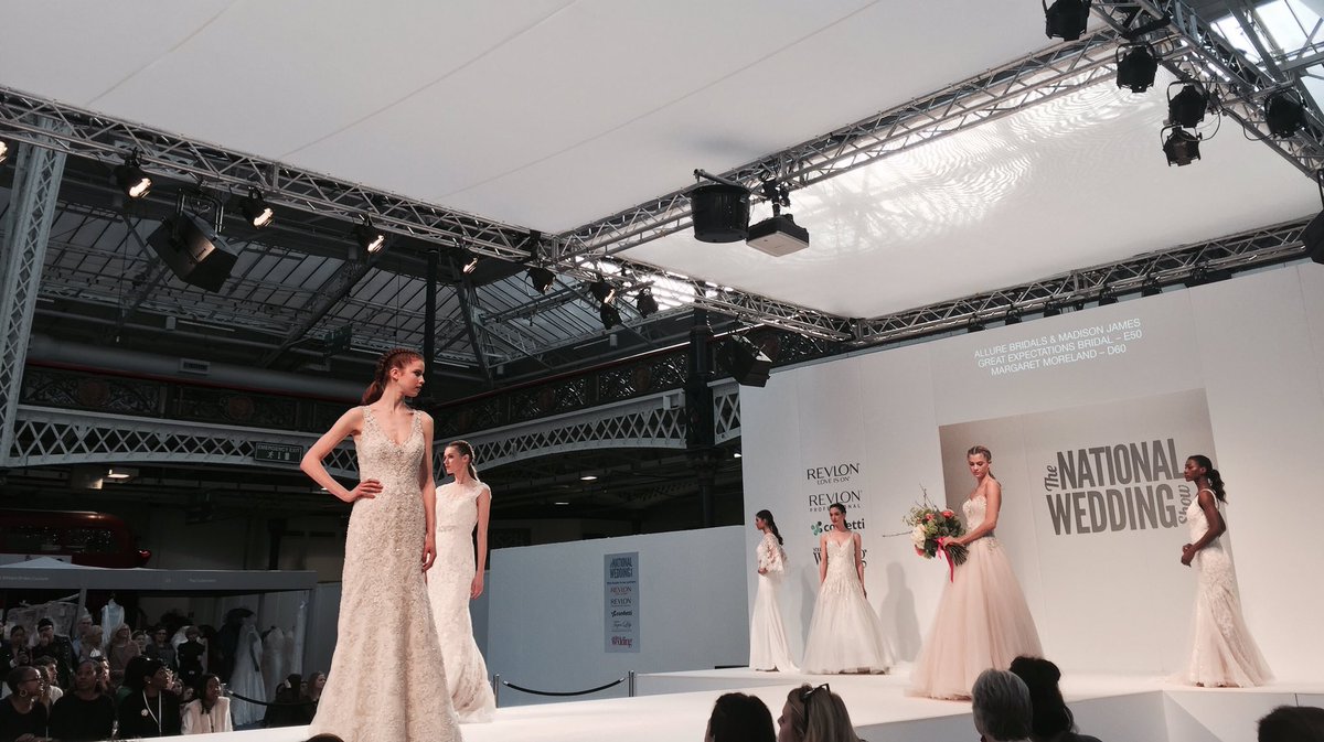 Opening scenes <a href="/nationalwedding/">The National Wedding Show</a> catwalk 💓<a href="/UKAllureBridals/">Allure Bridals UK</a> #catwalk #fashion #bridal #style