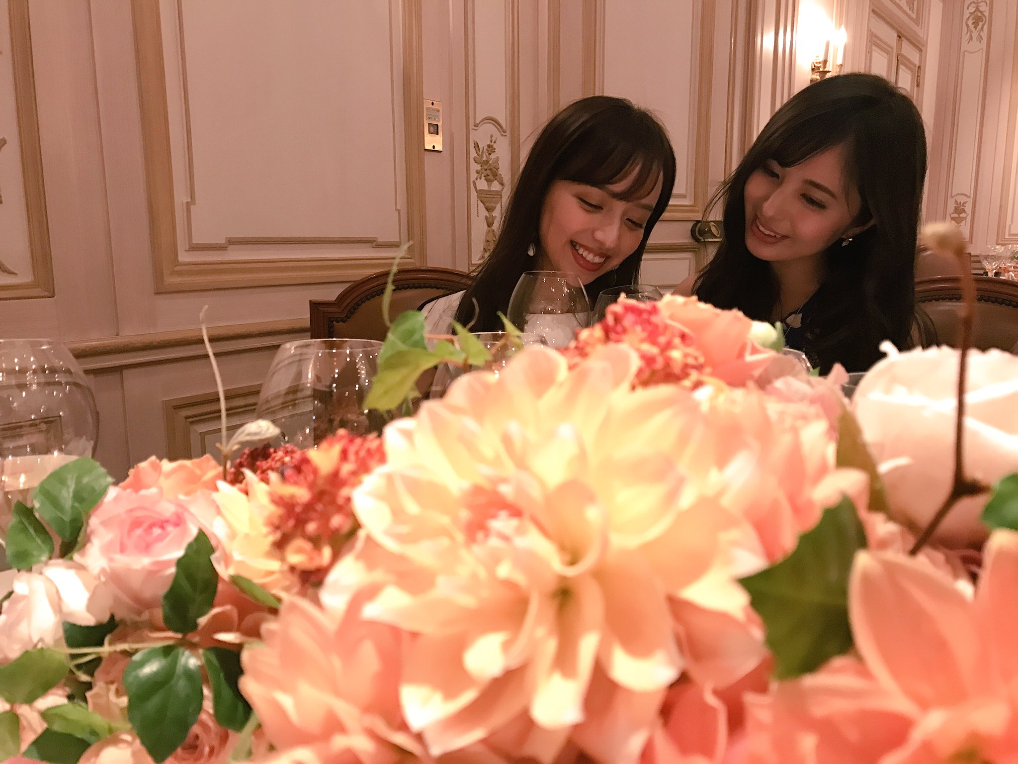 平尾 優美花 ゆみちぃ Veuve Clicquotのディナーパーティに同じ事務所のいろはちゃんと行ってきました ジョエルロブションで美味しすぎるフレンチとお酒でおなかいっぱい 素敵な空間でした たーのしかった 今日もよいひ Clicquotcrew T 平尾 優美花 ゆみちぃ Veuve Clicquotのディナーパーティに同じ事務所のいろはちゃんと行ってきました ジョエルロブションで美味しすぎるフレンチとお酒でおなかいっぱい 素敵な空間でした たーのしかった 今日もよいひ Clicquotcrew T