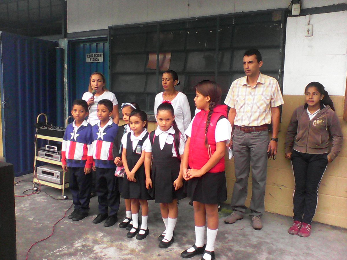 Nuestros niñ<a href="/s/">『S』</a> en la cantata en honor Ali Primera con la obra de teatro las casa de cartón @ZonaEducTachira