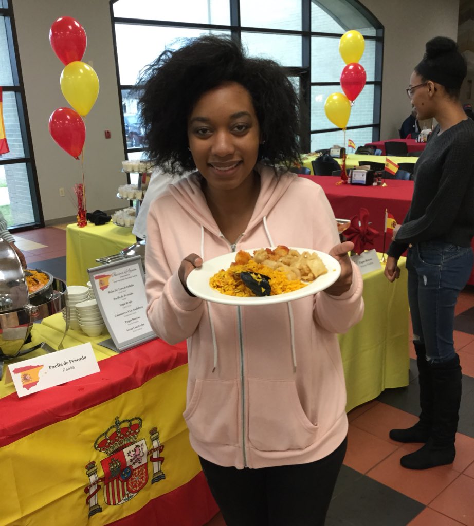 XulaFood's tweet photo. Global Chef...Flavors of Spain! 🇪🇸 #GlobalChef #XULA #XulaFood #FlavorsOfSpain https://t.co/OpTLJJZfP9