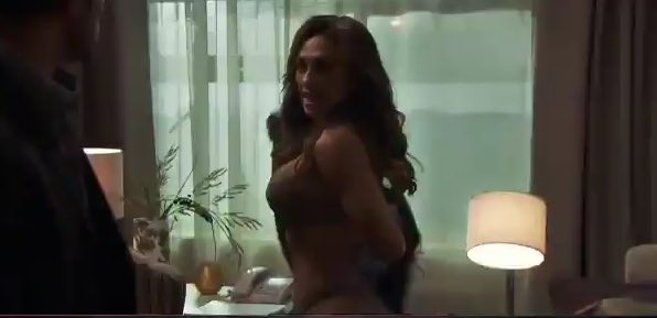 VeruuMndz's tweet photo. Tomémonos unos minutos para comprender la perfección anatómica de @aracelyarambula. El abdomen por favaaarts😐💅🏻💅🏻 #LaDoña #LaCuerpa #Okeey💀💕 https://t.co/XAn0fhUeBl