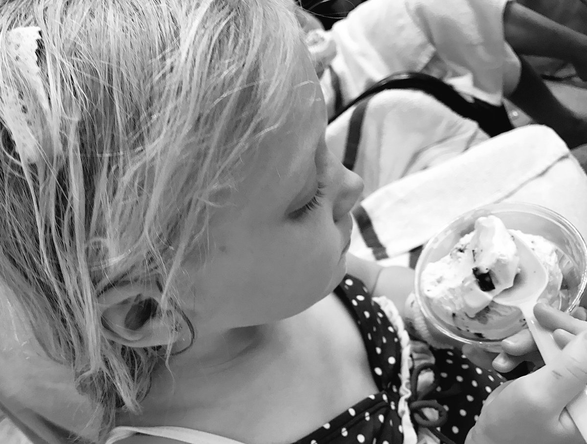 Thanks for the #nutfree ice cream shop, <a href="/GreatWolfLodge/">Great Wolf Lodge</a>! #foodallergy