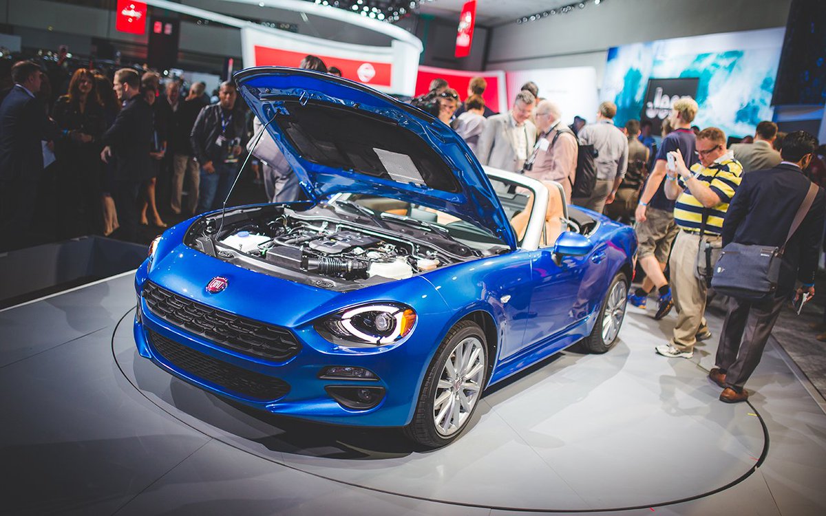 We hope everything is all good in the hood this weekend! #Fiat #124Spider #TGIF See new specials here: goo.gl/5eWscf