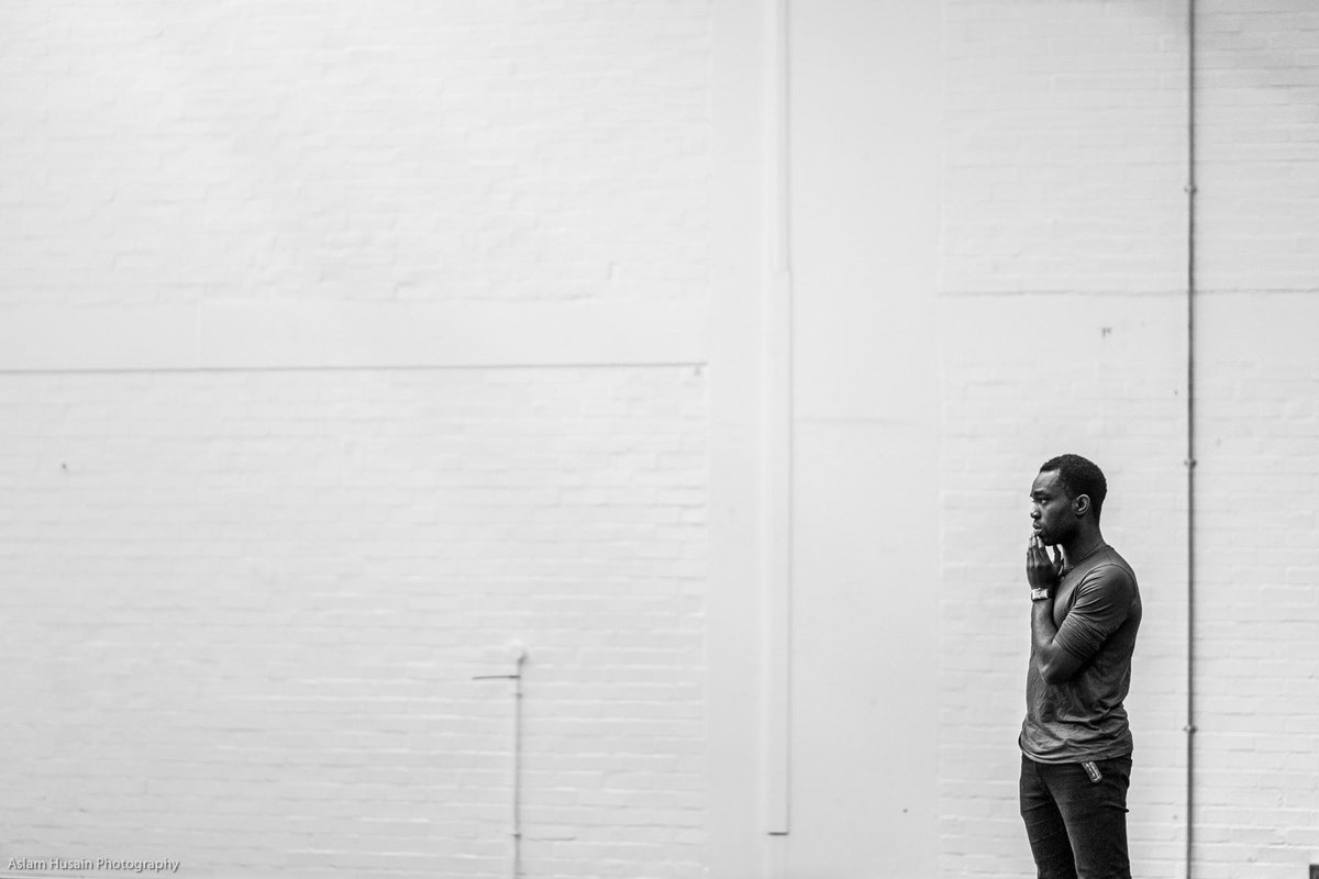 PoelEvent's tweet photo. Scale. Pondering perspective, perhaps, @PaapaEssiedu? What a wonderful workshop that was. #AlliterativeAdmiration https://t.co/5A18TCsfGj