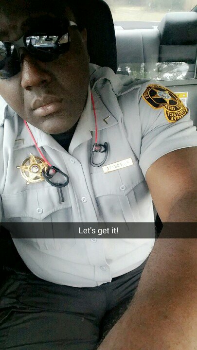 MrThereHeGo's tweet photo. Love this lifestyle of mine. #CopWork #BigGuyTwitter https://t.co/QPHpxi8FPF