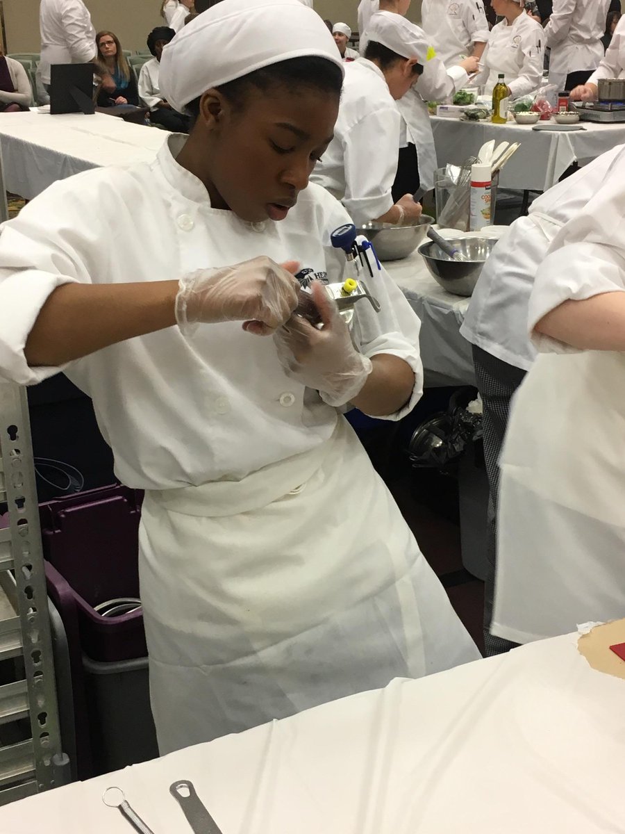 MOrestaurants's tweet photo. Herndon Career Center gets busy at #MOProStart competition https://t.co/YvwBlIMKdL